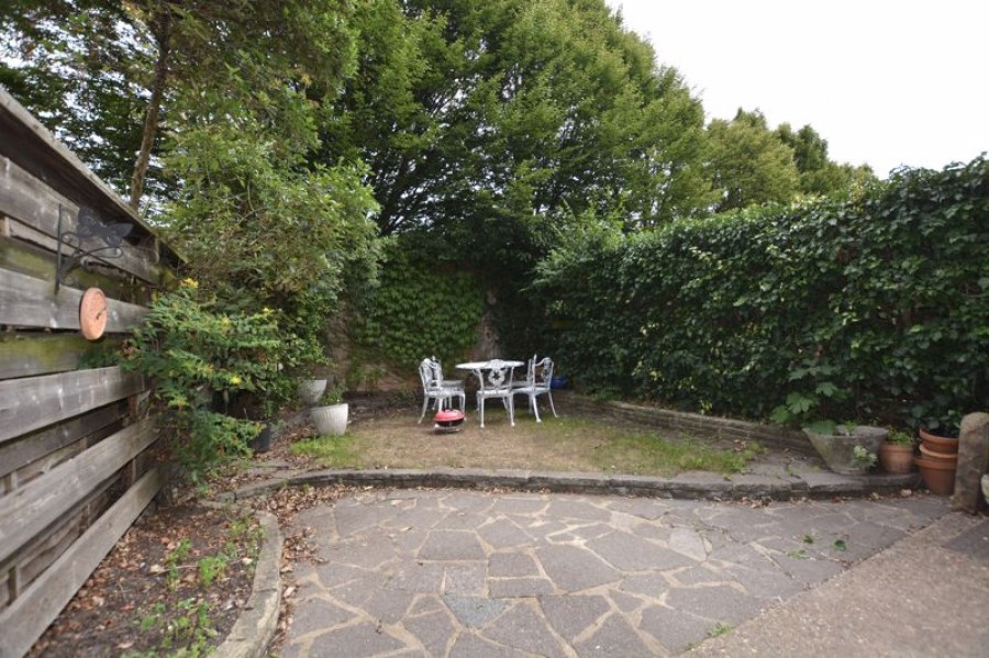 Images for Hotham Close, Hurst Park, West Molesey EAID:Miles&Bird BID:Miles & Bird