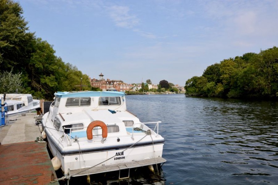 Images for Swan Island, Strawberry Vale, Twickenham EAID:Miles&Bird BID:Miles & Bird