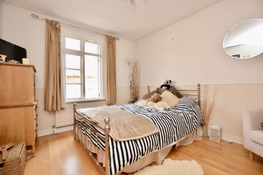 Images for Pemberton Road, East Molesey EAID:Miles&Bird BID:Miles & Bird