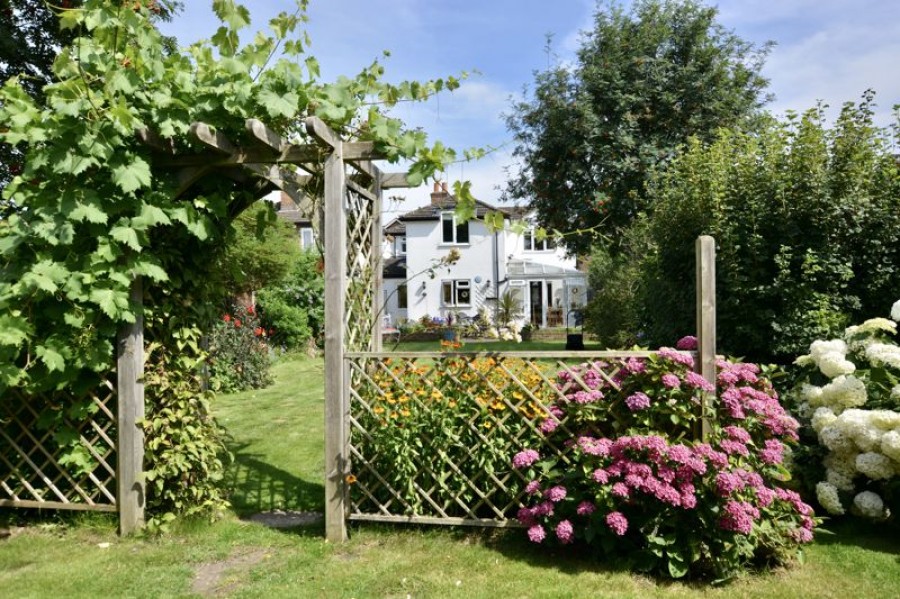 Images for Pemberton Road, East Molesey EAID:Miles&Bird BID:Miles & Bird