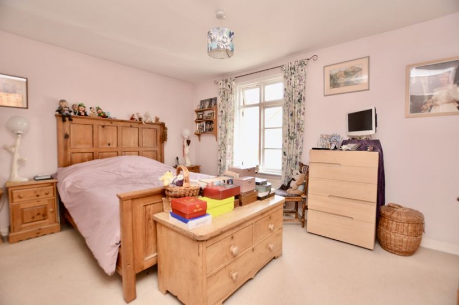 Images for Pemberton Road, East Molesey EAID:Miles&Bird BID:Miles & Bird