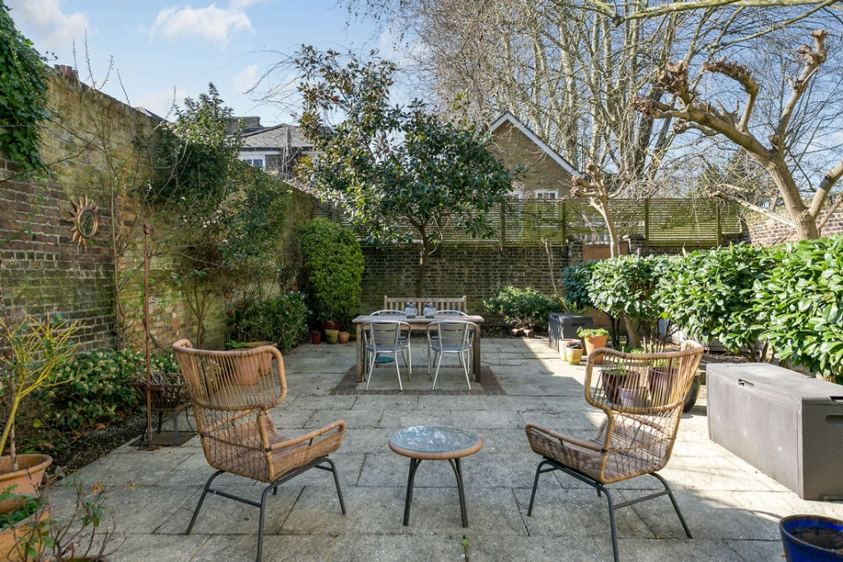 Images for Hampton Court Road, East Molesey EAID:Miles&Bird BID:Miles & Bird