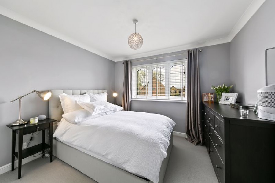 Images for St.Peter's Court, West Molesey EAID:Miles&Bird BID:Miles & Bird