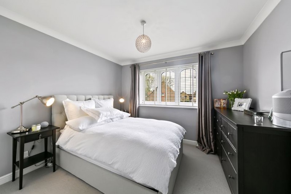 Images for St.Peter's Court, West Molesey EAID:Miles&Bird BID:Miles & Bird