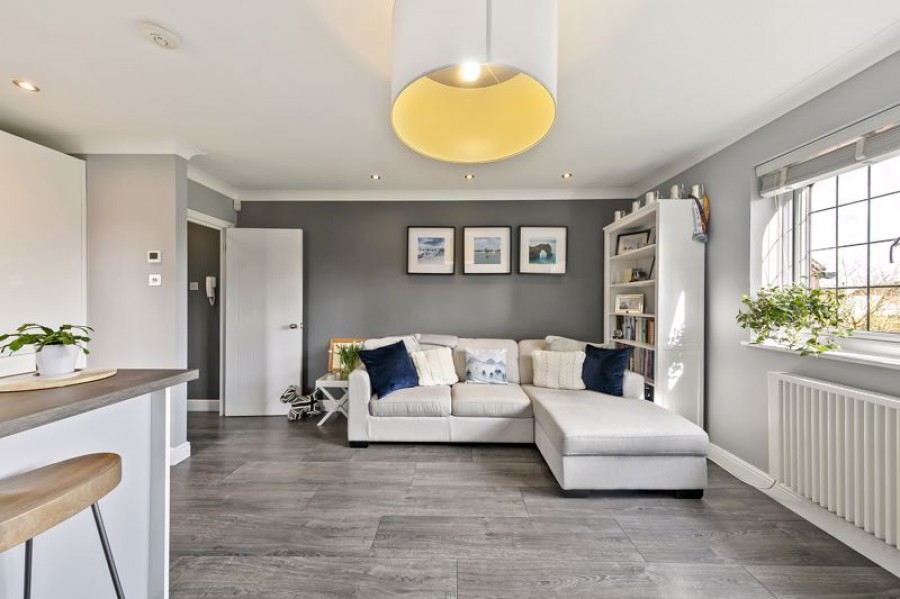 Images for St.Peter's Court, West Molesey EAID:Miles&Bird BID:Miles & Bird