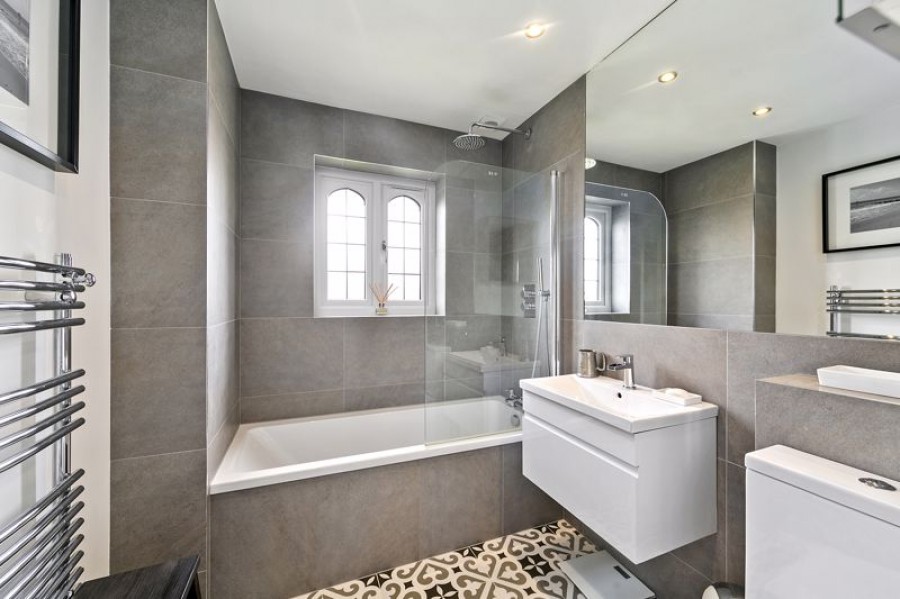 Images for St.Peter's Court, West Molesey EAID:Miles&Bird BID:Miles & Bird