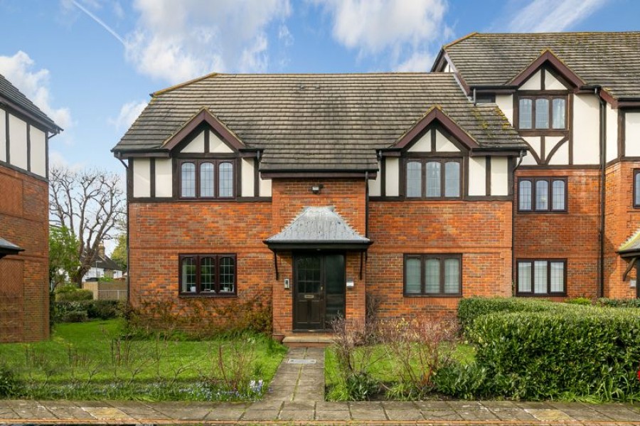 Images for St.Peter's Court, West Molesey EAID:Miles&Bird BID:Miles & Bird