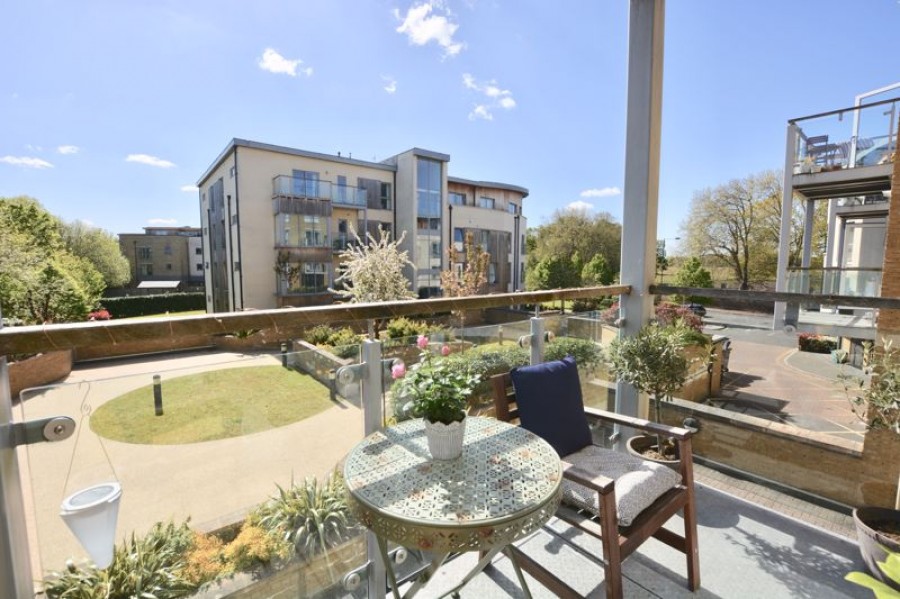 Images for Needham Court, Blagrove Road, Teddington EAID:Miles&Bird BID:Miles & Bird