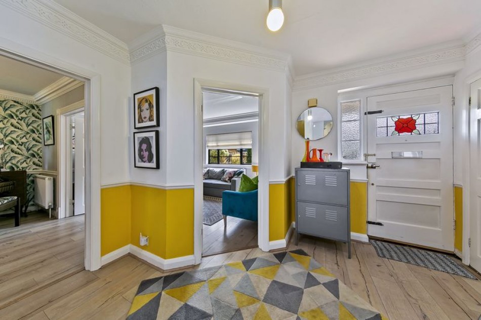 Images for Elm Tree Avenue, Esher EAID:Miles&Bird BID:Miles & Bird