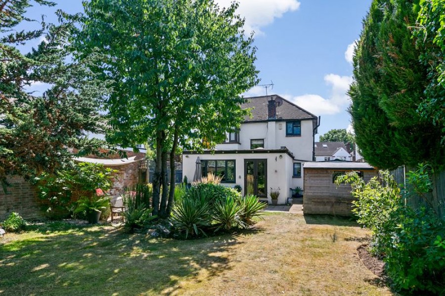 Images for Elm Tree Avenue, Esher EAID:Miles&Bird BID:Miles & Bird