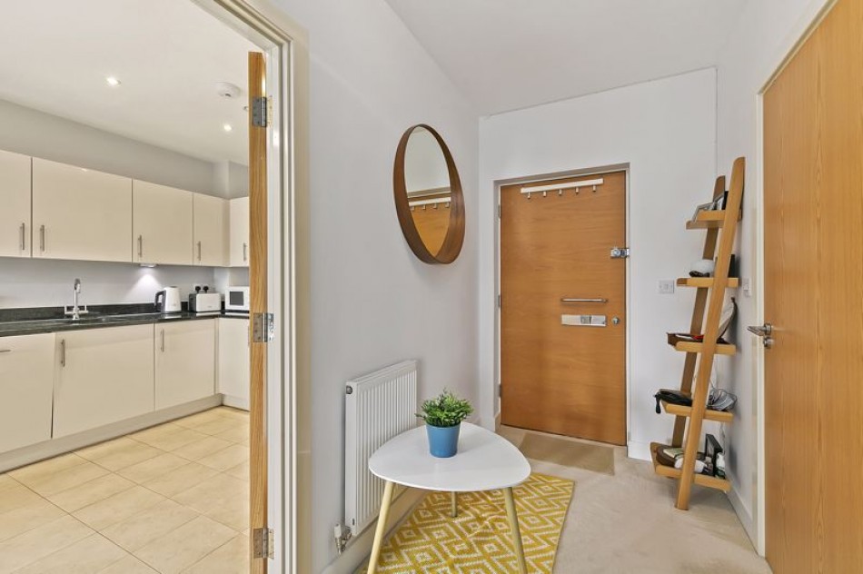 Images for Makepeace Court, Blagrove Road, Teddington EAID:Miles&Bird BID:Miles & Bird