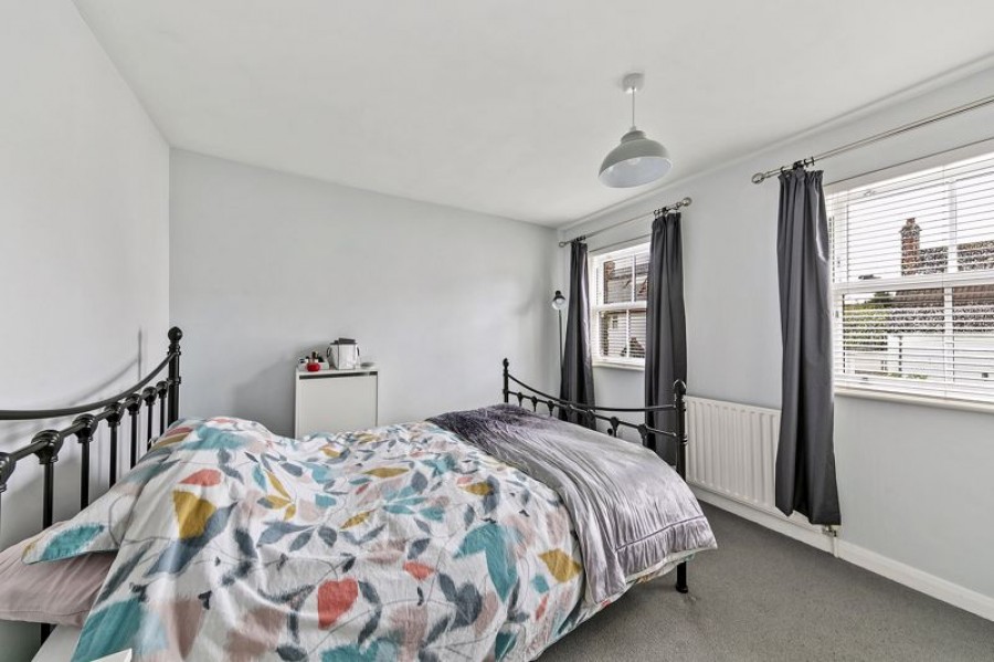 Images for Hurst Lane, East Molesey EAID:Miles&Bird BID:Miles & Bird