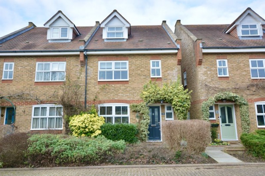 Images for Berkeley Mews, Lower Sunbury EAID:Miles&Bird BID:Miles & Bird