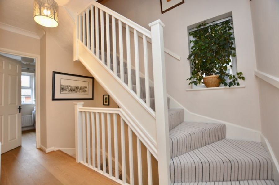 Images for Berkeley Mews, Lower Sunbury EAID:Miles&Bird BID:Miles & Bird