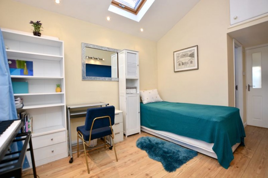 Images for Tonbridge Road, West Molesey EAID:Miles&Bird BID:Miles & Bird