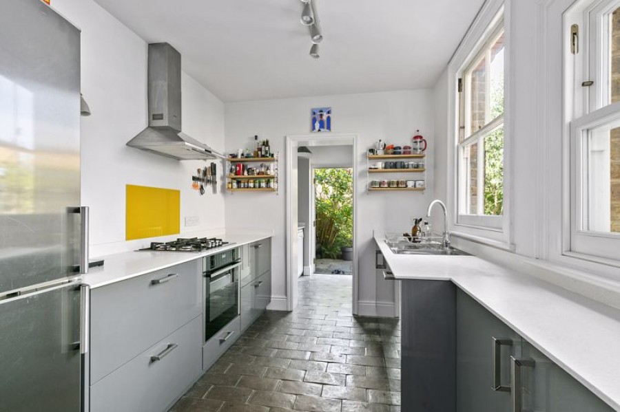 Images for Nightingale Road, West Molesey EAID:Miles&Bird BID:Miles & Bird