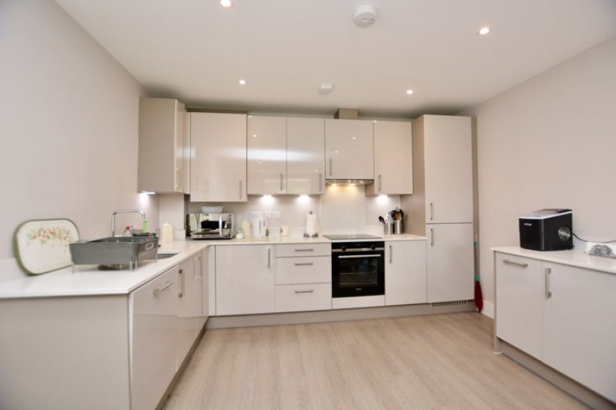 Images for Pavilion Place, East Molesey EAID:Miles&Bird BID:Miles & Bird