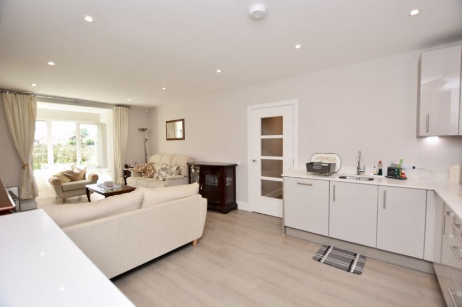 Images for Pavilion Place, East Molesey EAID:Miles&Bird BID:Miles & Bird