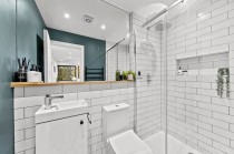 Images for Parsons Mead, East Molesey