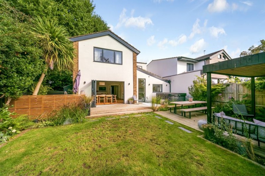Images for Parsons Mead, East Molesey EAID:Miles&Bird BID:Miles & Bird