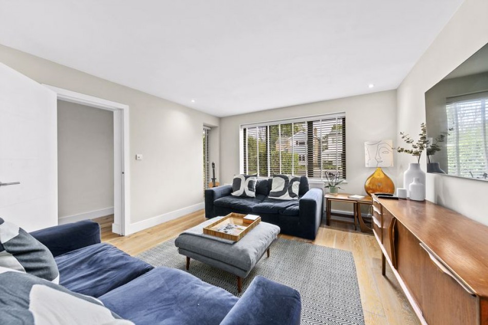 Images for Parsons Mead, East Molesey EAID:Miles&Bird BID:Miles & Bird