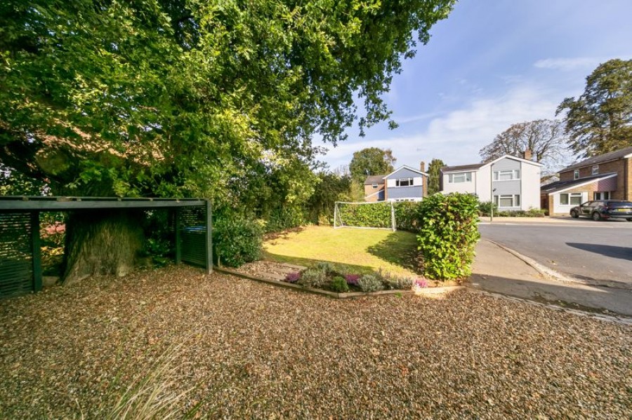 Images for Parsons Mead, East Molesey EAID:Miles&Bird BID:Miles & Bird