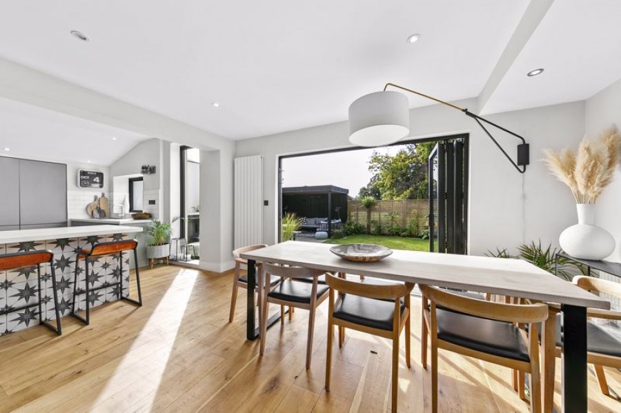 Images for Parsons Mead, East Molesey EAID:Miles&Bird BID:Miles & Bird