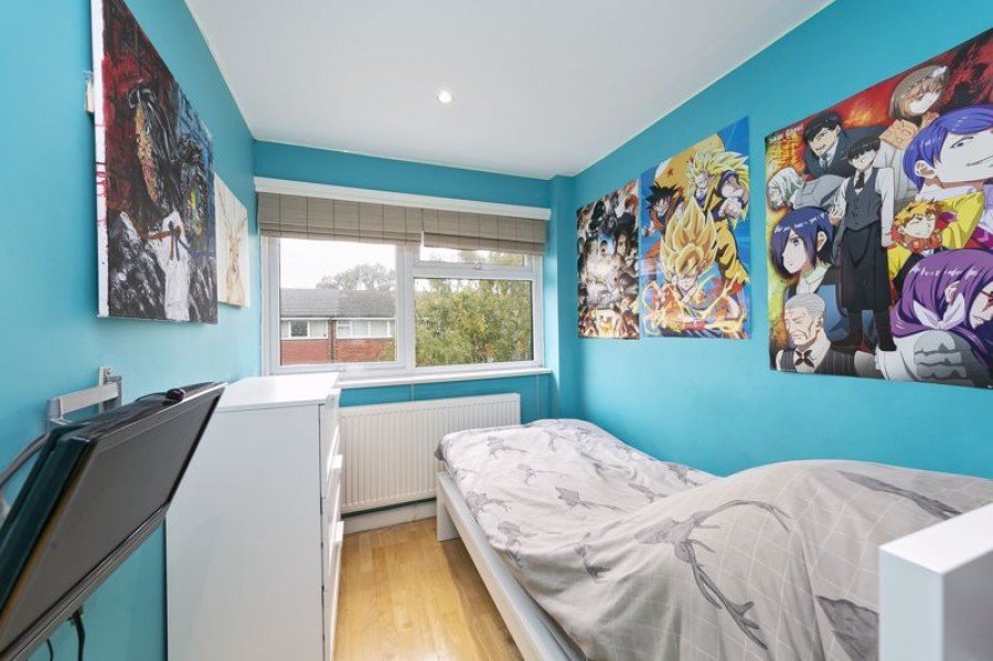 Images for Spurfield, Hurst Park EAID:Miles&Bird BID:Miles & Bird