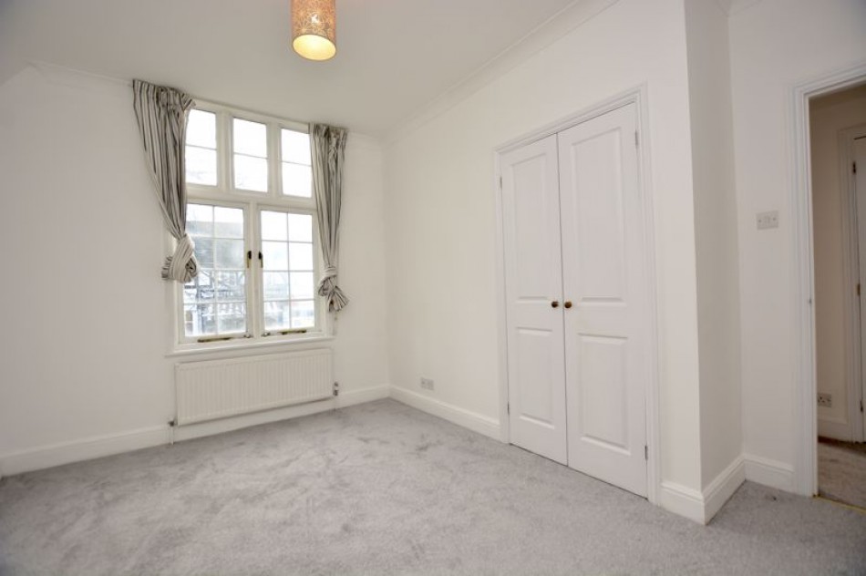 Images for The Old Rectory, Walton Road, West Molesey EAID:Miles&Bird BID:Miles & Bird