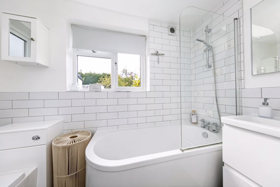 Images for Bell Cottage, Bell Road, East Molesey EAID:Miles&Bird BID:Miles & Bird