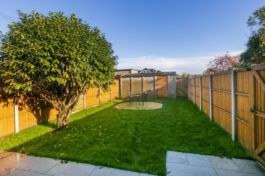 Images for Garden Road, Walton-On-Thames EAID:Miles&Bird BID:Miles & Bird