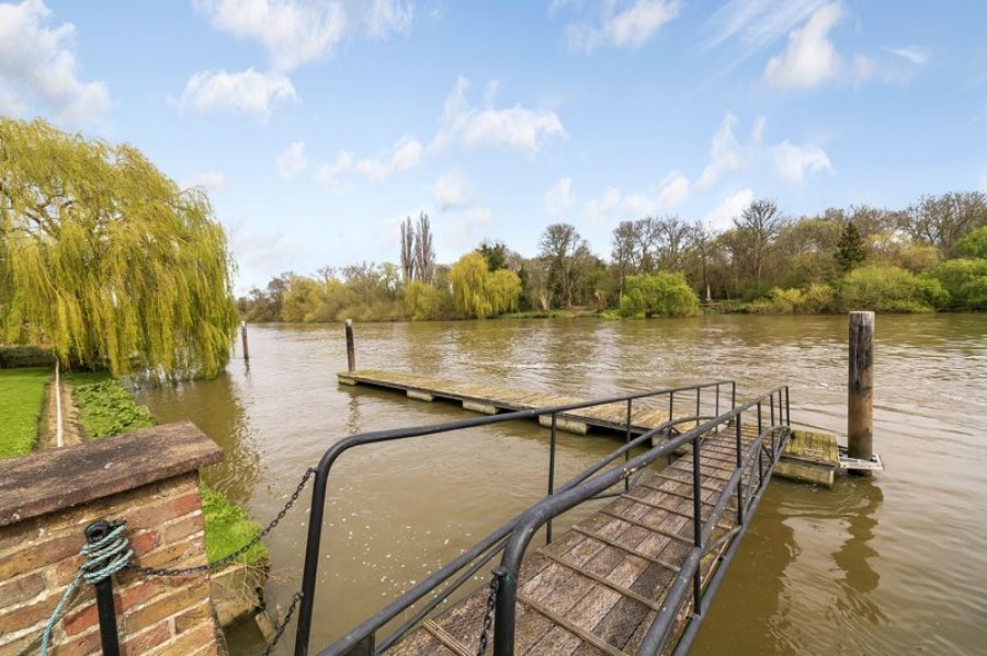 Images for Kingfisher Lodge, Strawberry Hill EAID:Miles&Bird BID:Miles & Bird