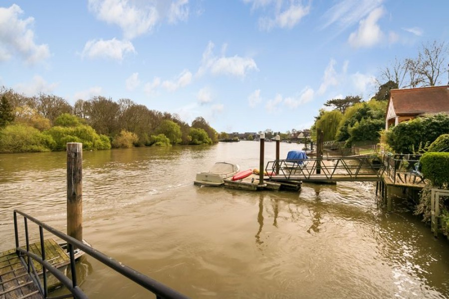 Images for Kingfisher Lodge, Strawberry Hill EAID:Miles&Bird BID:Miles & Bird