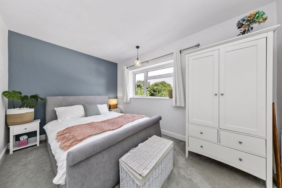 Images for The Fairway, West Molesey EAID:Miles&Bird BID:Miles & Bird