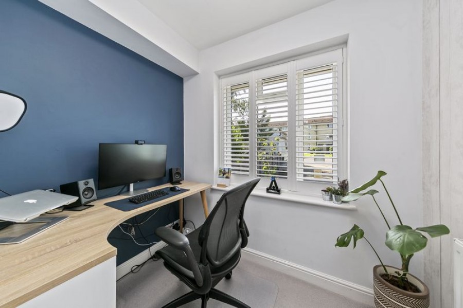 Images for The Fairway, West Molesey EAID:Miles&Bird BID:Miles & Bird