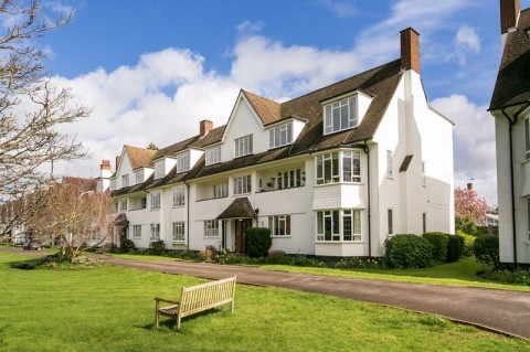 Gresham House, Watts Road, Thames Ditton