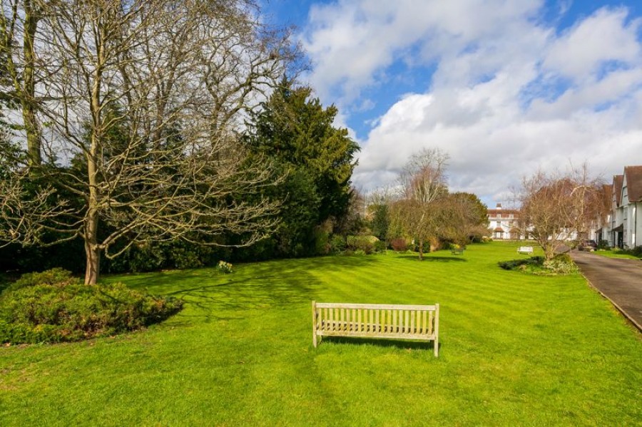 Images for Gresham House, Watts Road, Thames Ditton EAID:Miles&Bird BID:Miles & Bird