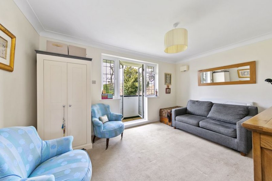 Images for Gresham House, Watts Road, Thames Ditton EAID:Miles&Bird BID:Miles & Bird