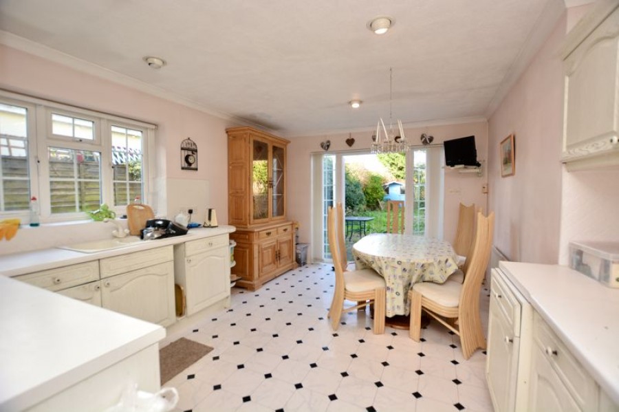 Images for Avern Road, West Molesey EAID:Miles&Bird BID:Miles & Bird