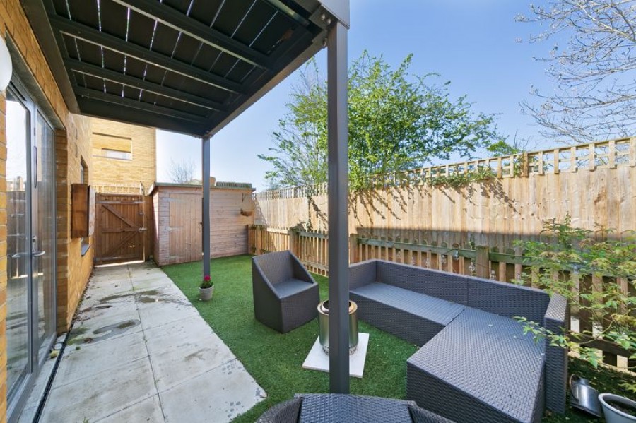 Images for Abbey Walk, West Molesey EAID:Miles&Bird BID:Miles & Bird