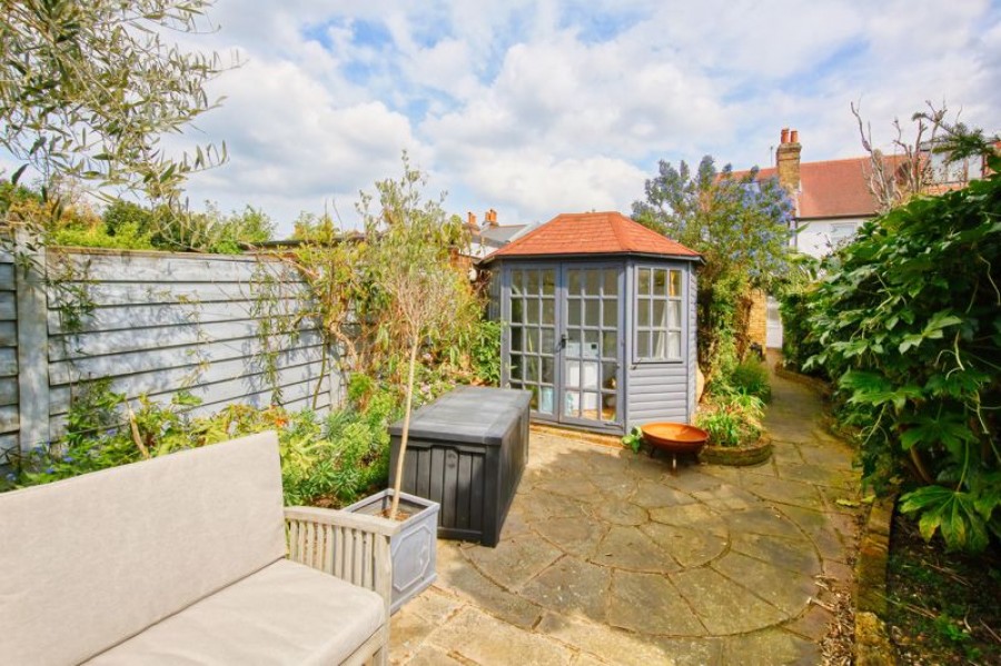 Images for Spring Gardens, West Molesey EAID:Miles&Bird BID:Miles & Bird