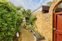Images for Spring Gardens, West Molesey