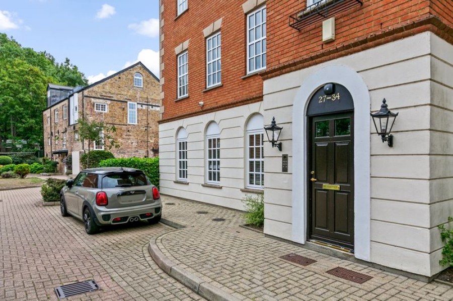 Images for Queens Reach, East Molesey EAID:Miles&Bird BID:Miles & Bird