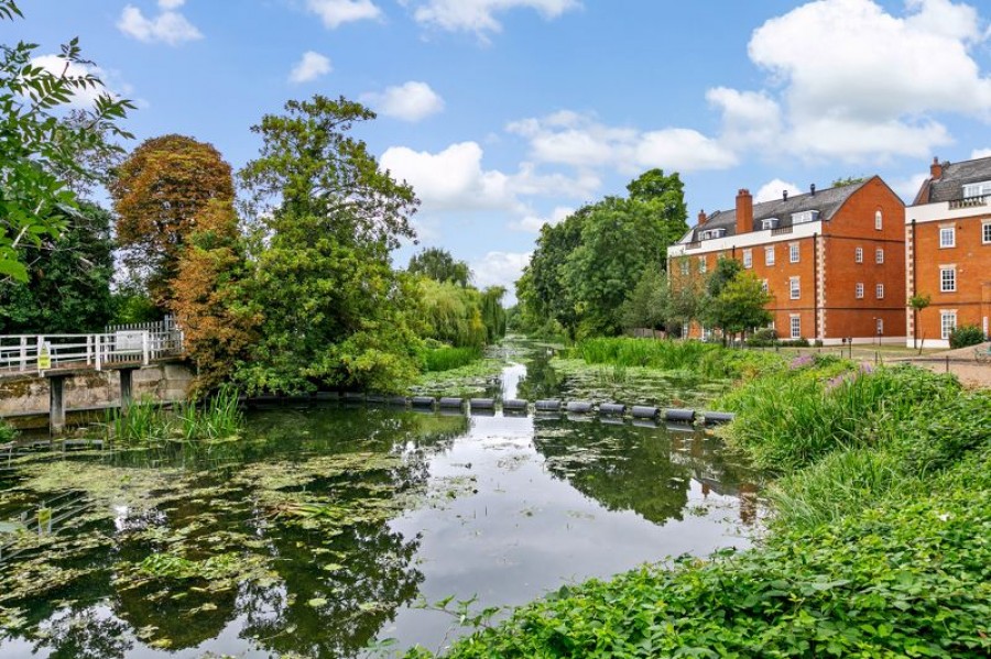 Images for Queens Reach, East Molesey EAID:Miles&Bird BID:Miles & Bird
