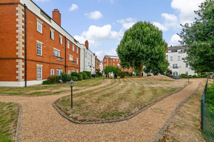 Images for Queens Reach, East Molesey EAID:Miles&Bird BID:Miles & Bird