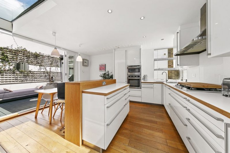 Images for Hardy's Mews, East Molesey EAID:Miles&Bird BID:Miles & Bird