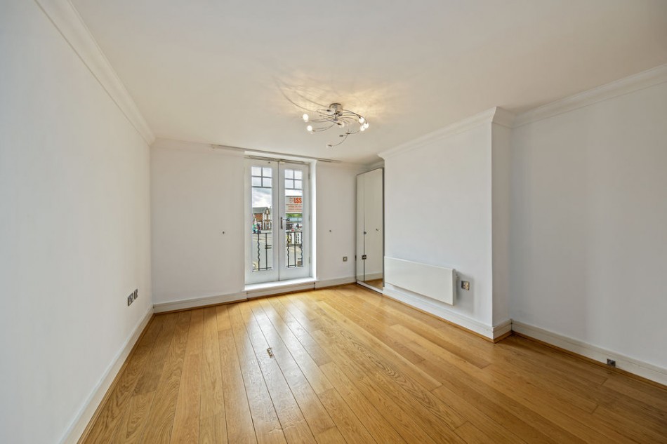 Images for Bridge Road, East Molesey EAID:Miles&Bird BID:Miles & Bird