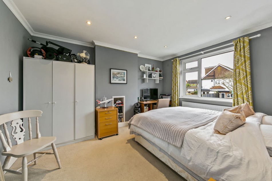 Images for Dudley Road, Walton-On-Thames EAID:Miles&Bird BID:Miles & Bird