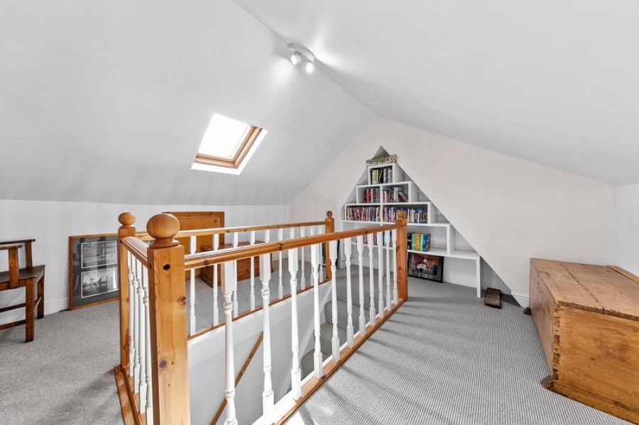 Images for Devon Cottage, Dennis Road, East Molesey EAID:Miles&Bird BID:Miles & Bird