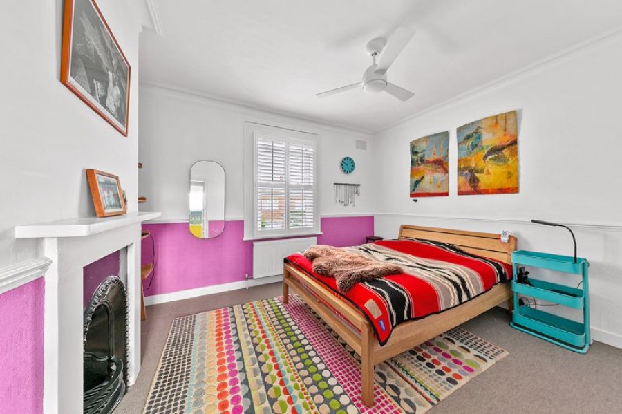 Images for Devon Cottage, Dennis Road, East Molesey EAID:Miles&Bird BID:Miles & Bird